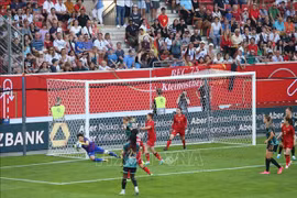 Football féminin : le Vietnam présente un beau spectacle en amical face à l’Allemagne