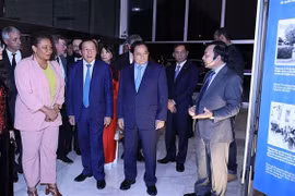 Le PM Pham Minh Chinh assiste à une exposition sur le Président Ho Chi Minh au Brésil