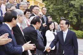 Le président Vo Van Thuong rencontre des médecins et experts cardiovasculaires