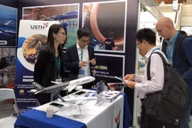 Une cinquantaine d’entreprises étrangères à un salon international de l'aviation à Hanoï