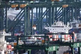 L’activité des usines de Singapour connaît une croissance positive après six mois