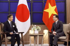 Le président Vo Van Thuong reçoit le président de l’Association d’amitié Kyushu-Vietnam