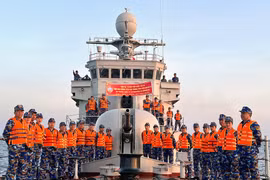 La Marine vietnamienne participe à des activités internationales en Indonésie