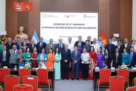 Célébration du 50e anniversaire de l'établissement des relations diplomatiques Vietnam-Argentine 