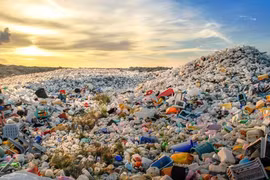 Le Vietnam soutient l’élaboration d'un accord mondial pour lutter contre la pollution plastique