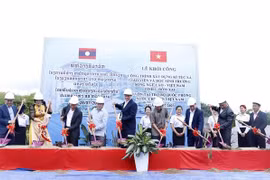 Le dortoir d’une école bilingue lao-vietnamienne mis en chantier à Oudomxay