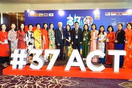 Le Vietnam, les pays de l'ASEAN et la R. de Corée discutent de l'innovation éducative