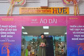 La Semaine en l’honneur de l’ao dài de Huê 2024 a commencé le 24 juin. Photo : VNA