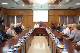 Renforcer l’assistance des victimes des bombes et des mines au Vietnam