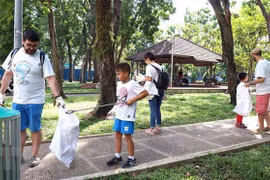 Le PM appelle à une action commune pour lutter contre la pollution par les déchets plastiques