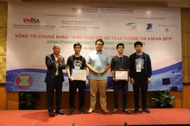 Des étudiants vietnamiens triomphés au concours de sécurité d’information de l’ASEAN 2019