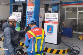 Vietnam : les prix des carburants en baisse