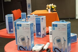 L’UNFPA soutient le Vietnam en équipements de santé reproductive
