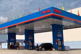 VPI et PVOIL recherchent sur les batteries et les stations de recharge des voitures électriques