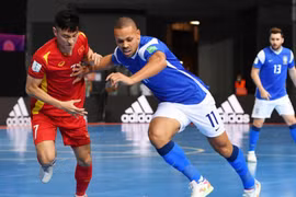 Coupe du monde de Futsal 2021 : l'équipe vietnamienne battu par son adversaire brésilien