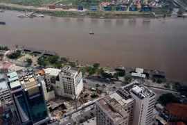 Des bateaux-taxis sur le fleuve de Sài Gon pour régler les problèmes de trafic