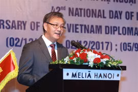 Félicitations pour la 42e Fête nationale du Laos