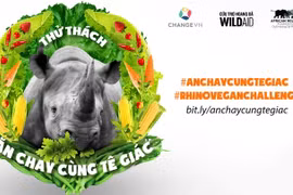La campagne "Pratiquer le végétalisme avec les rhinocéros" a lieu à HCM-Ville