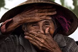 Lancement d'un concours photographique sur les personnes âgées