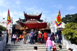 Quang Ninh accueille plus de 800.000 touristes pour le Têt du Coq 2017