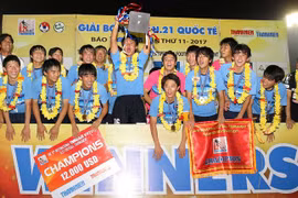 Football : U21 Yokohama remporte le tournoi U21 du journal Thanh Nien 2017