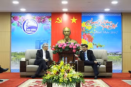 Les entreprises américaines évaluent les opportunités d’investissement à Binh Duong 