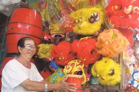Fête de la mi-automne: vitalité des jouets traditionnels