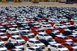 Le Vietnam importe pour plus de 4,3 mds de dollars d’automobiles et composants