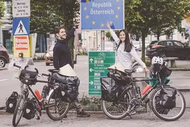 Un couple franco-vietnamien au guidon, de la France au Vietnam