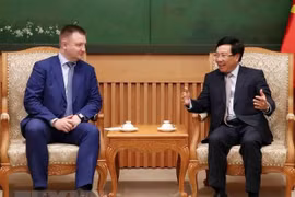 Le vice-PM et ministre des AE Pham Binh Minh reçoit une délégation russe