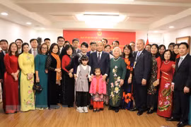 Le PM se rend à l’ambassade du Vietnam en R. de Corée