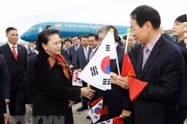 La présidente de l’AN Nguyên Thi Kim Ngân entame sa visite officielle en R. de Corée