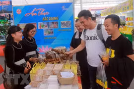 Promouvoir la connectivité touristique entre localités du Vietnam et de Chine