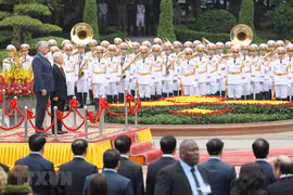 Cérémonie d’accueil en l’honneur du président du Conseil d'État et du Conseil des ministres de Cuba