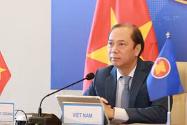 Le Vietnam participe à des réunions de l’ASEAN