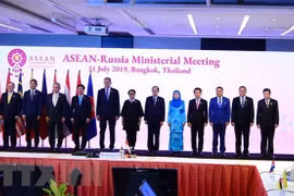 ASEAN : le Vietnam participe à plusieurs conférences en Thaïlande