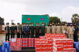 Voeux du Têt des forces armées de la province cambodgienne de Tbong Khmum pour celles de Tay Ninh 