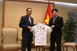 Football : Vente aux enchères pour aider des victimes de l’agent orange ​