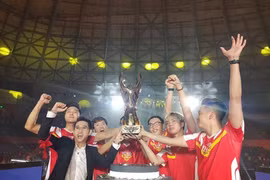 AWC 2019: Premier titre de champion du monde de sport électronique pour le Vietnam