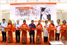 Activités en l’honneur du 130e anniversaire de la naissance du Président Hô Chi Minh