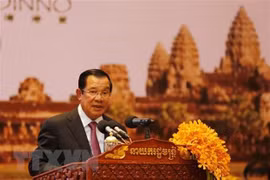 Le Premier ministre cambodgien Samdech Techo Hun Sen entame sa visite officielle au Vietnam