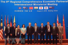 Le Vietnam participe à la réunion des ministres des pays négociant le RCEP en Chine