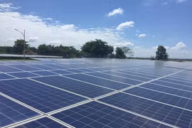 Deux centrales solaires inaugurées à Tây Ninh