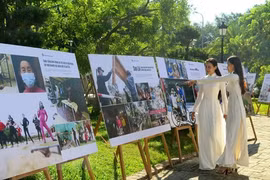  Exposition de photos sur la prévention et la lutte contre le Covid-19 