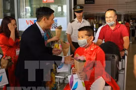 Da Nang accueille les premiers visiteurs du Nouvel An lunaire