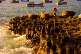 Retour et détour à Phu Yên, entre terre et mer