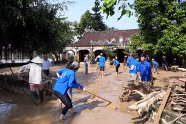 Au chevet des étudiants victimes des crues et inondations dans le Centre