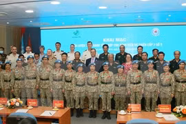 Hôpital de campagne de niveau 2 No 3 du Vietnam en dernière formation