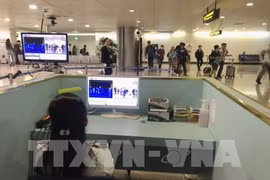 Suspension des vols transportant des Vietnamiens de pays étrangers à l’aéroport de Tan Son Nhat