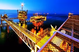 Pétrole : des jeunes ingénieurs et leurs initiatives